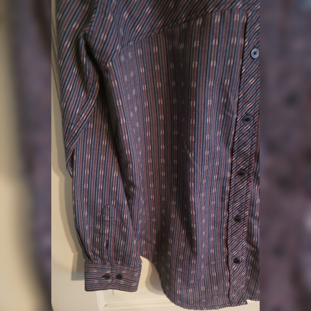 Marmot Striped Button Down With Arrow Pattern L - image 8